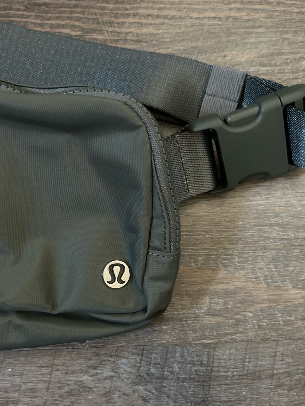 lululemon belt bag - Picture 2 of 4